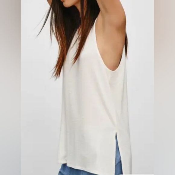 wilfred free, ORNELLA, Raya White, Medium - Picture 1 of 6